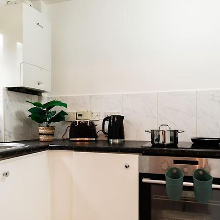 Апартаменты Cosy Decorated Flat In Тонбридж Экстерьер фото